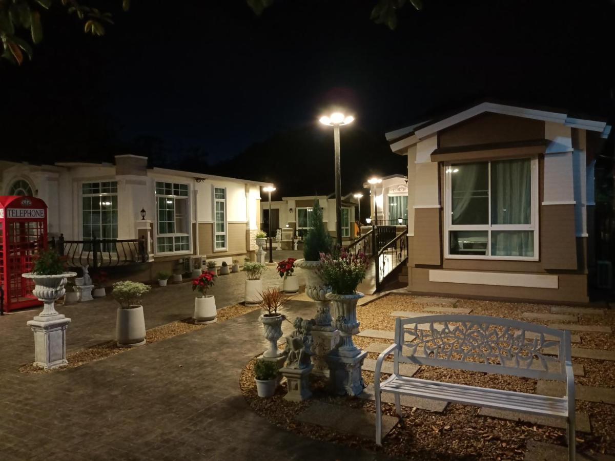 Bed and Breakfast Khaoyaitriplefive Ban Thung Sawang Zewnętrze zdjęcie